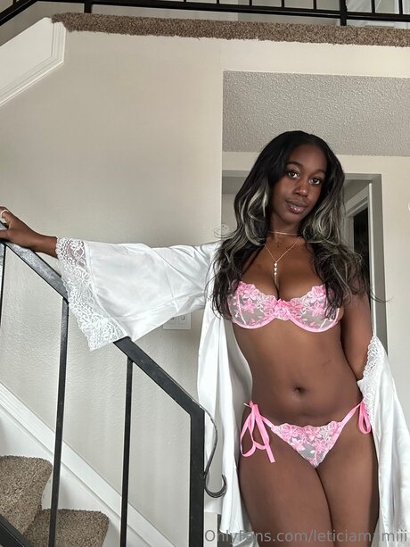 Leticiamamiii Nacktpornos auf OnlyFans