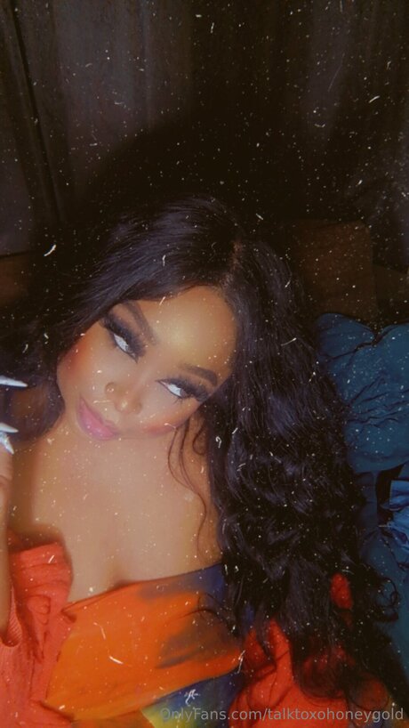 Talktoxohoneygold OnlyFans Nacktbilder geleakt
