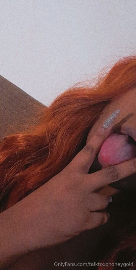 Talktoxohoneygold OnlyFans Nacktbilder geleakt