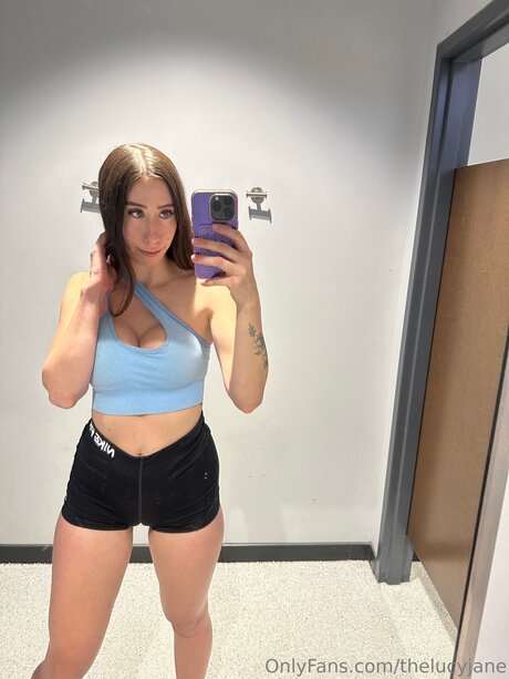 Thelucyjane OnlyFans geleakte Brüste