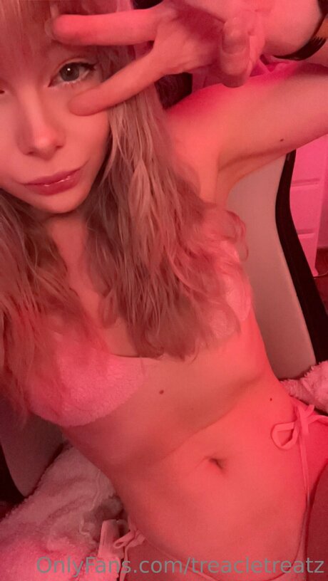 Treacletreatz Leak von OnlyFans