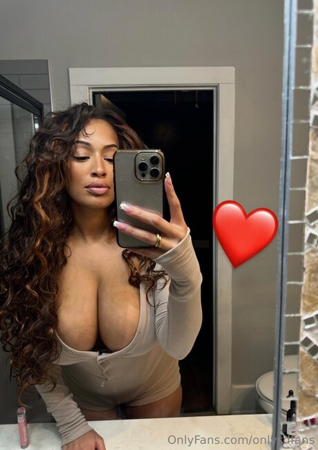 Onlysdfans Nacktbilder von OnlyFans