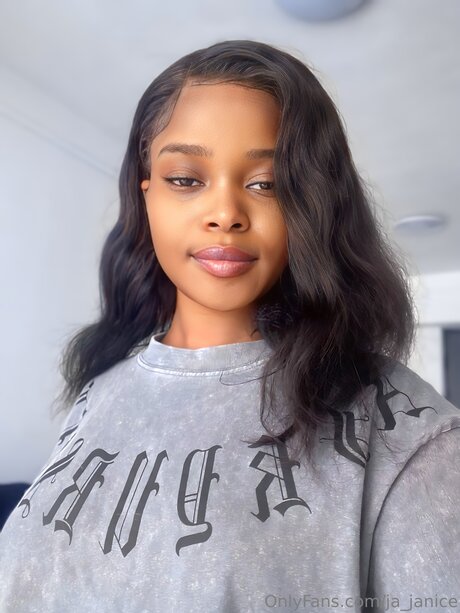 Ja Janice Nacktbilder von OnlyFans geleakt