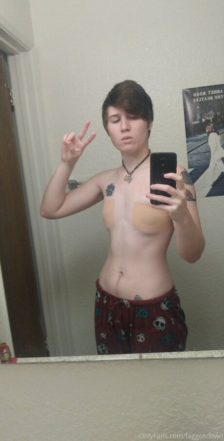 Faggotclown OnlyFans