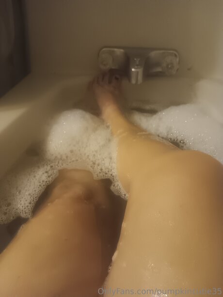 Pumpkincutie35 OnlyFans-Bilder