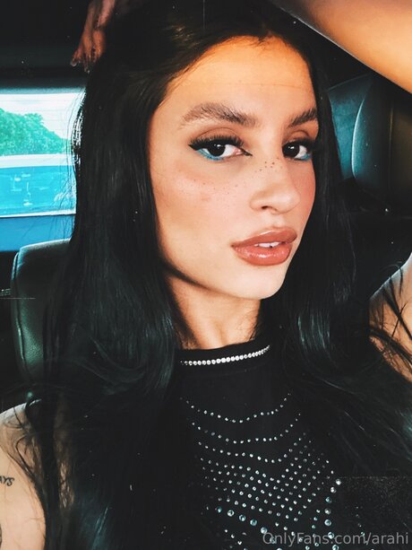 Arahi Kostenlose OnlyFans-Pornos