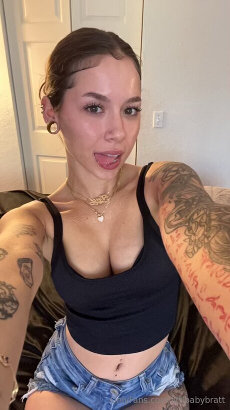 Aalyiahtorress Brüste OnlyFans