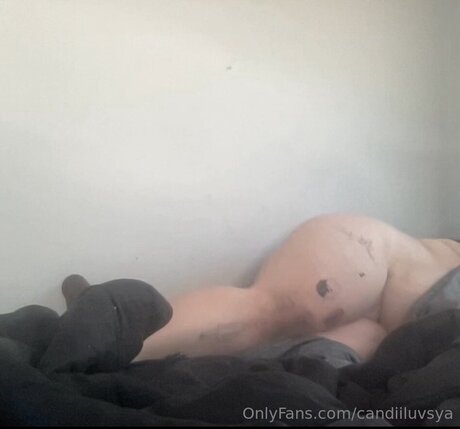 Candiiluvsya Nacktpornos auf OnlyFans