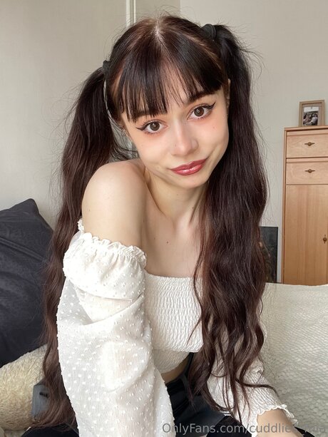 Cuddlies Mia Nacktbilder von OnlyFans