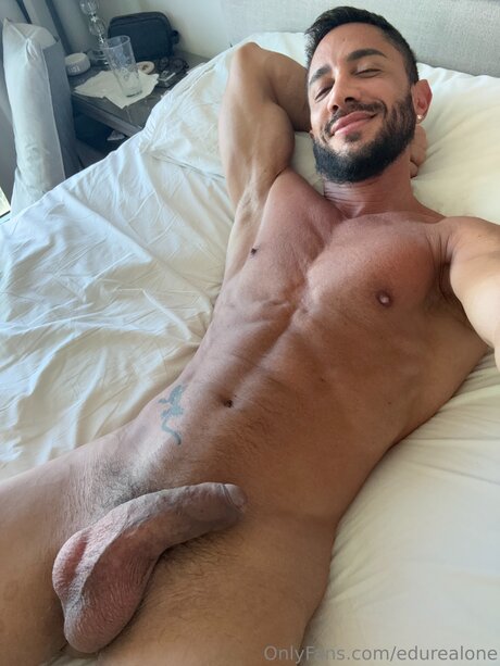 Edurealone OnlyFans geleakte Brüste