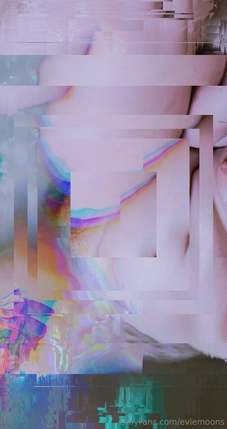 Eviemoons Nacktbilder OnlyFans geleakt