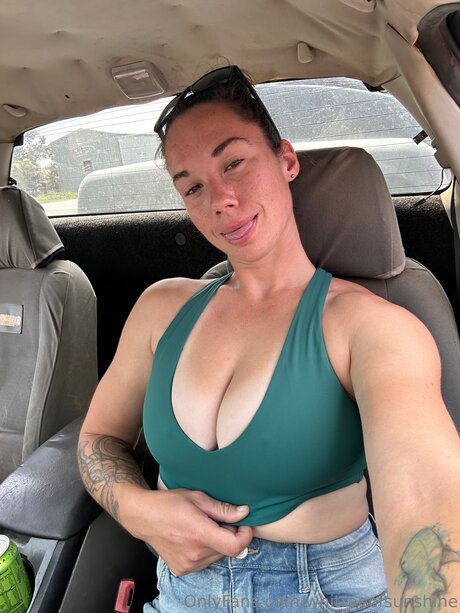 Whitraeofsunshine OnlyFans-Leaks