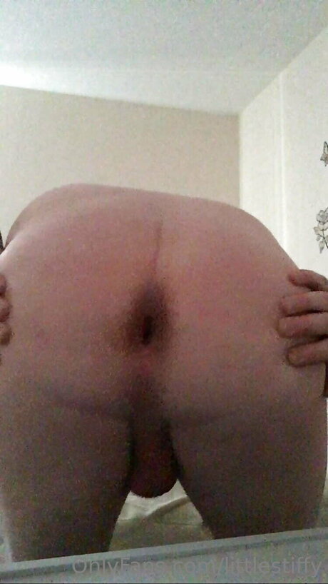 Littlestiffy OnlyFans Fotos