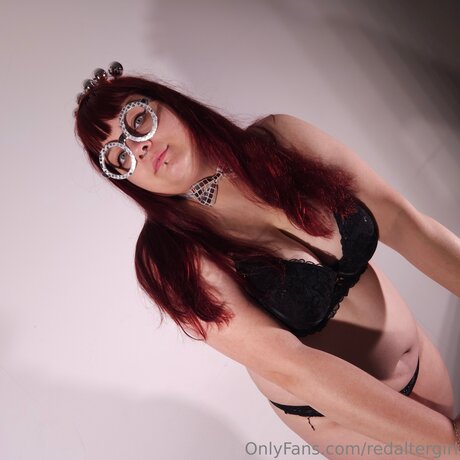 Redaltergirl Nacktbilder von OnlyFans