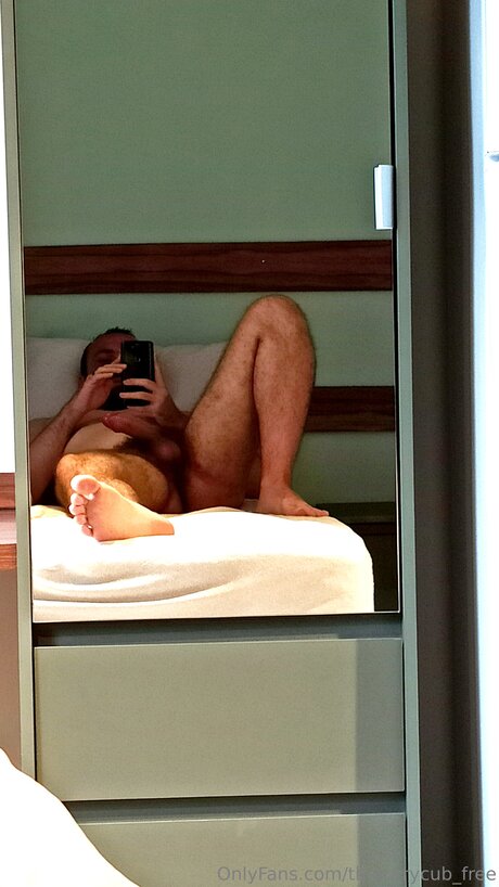 Thefurrycub Free OnlyFans Striptease