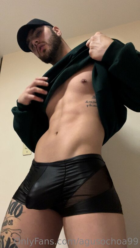 Leoochoa Kostenlose OnlyFans-Pornos