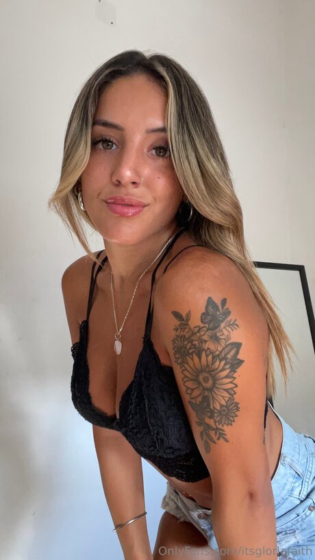 Gaiamussolini OnlyFans-Creator