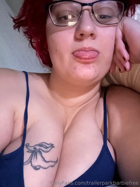Trailerparkbarbiefree OnlyFans Sextape