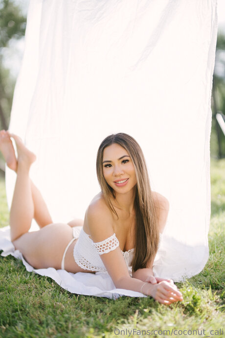 Caliiroll OnlyFans-Creator