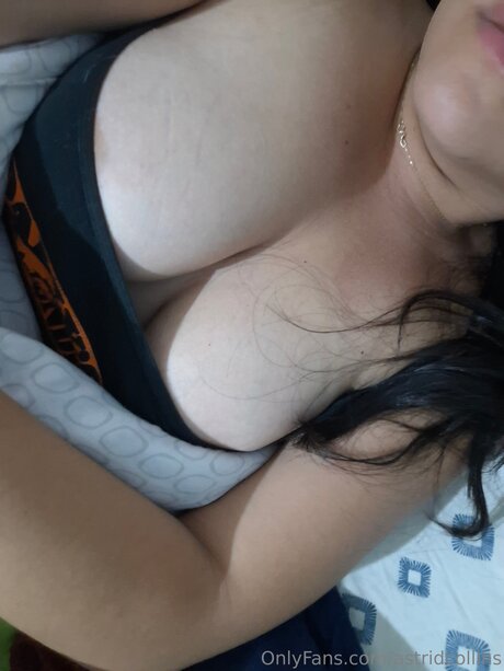 Astridcollins Heiße OnlyFans Inhalte