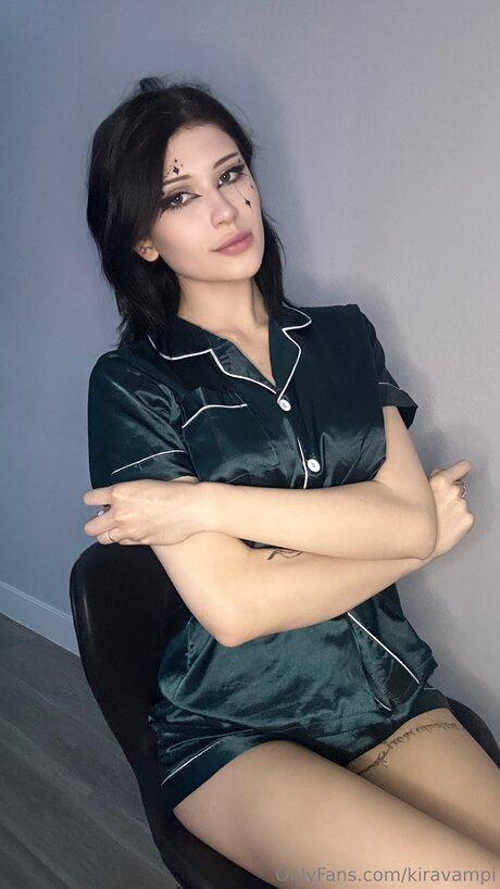 Kiravampi Oben ohne OnlyFans