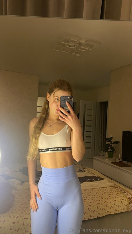 Cute Blonde Evy XXX Leak OnlyFans Leak