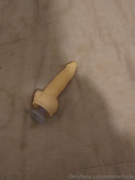 Emmarhode Leaks von Nacktbildern auf OnlyFans