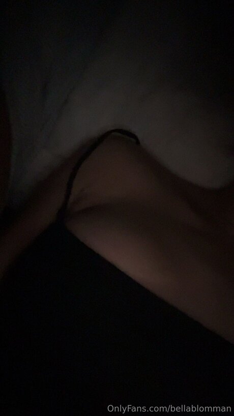 Bellablomman OnlyFans Leak