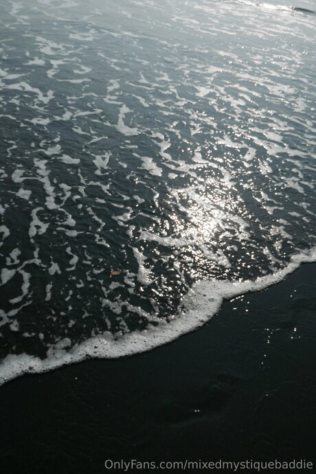 Mixedmystiquebaddie Nacktbilder von OnlyFans geleakt