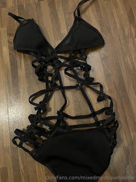 Mixedmystiquebaddie Leaked OnlyFans Bilder