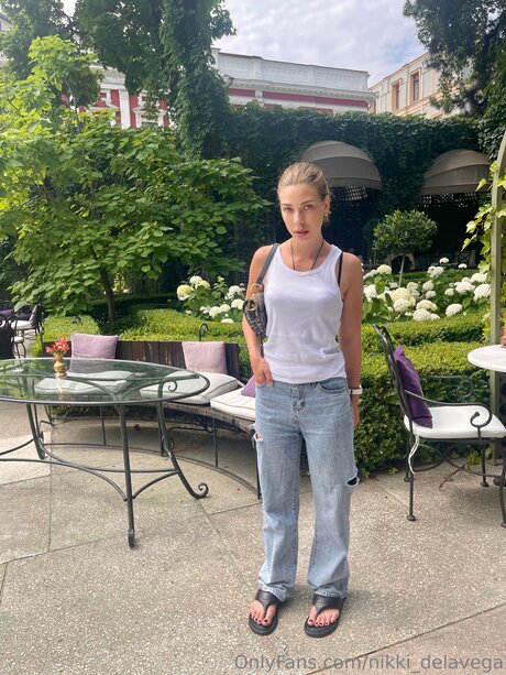 Nikki Delavega OnlyFans geleakt.