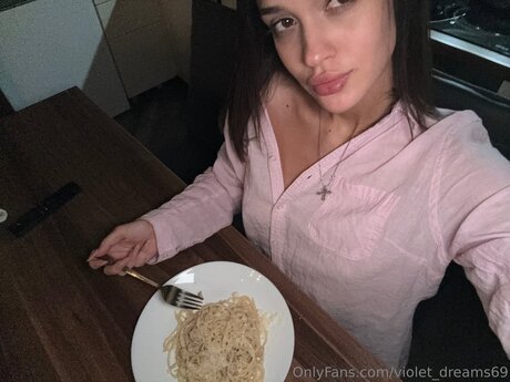 Violet Dreams69 OnlyFans Sex Leak