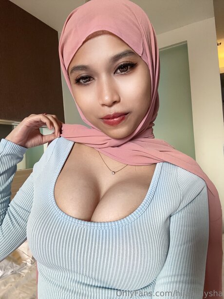 Hijab Aysha OnlyFans-Post