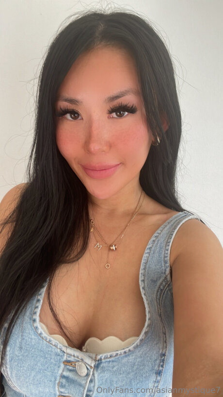 Asianmystique7 Leaks von Nacktbildern auf OnlyFans