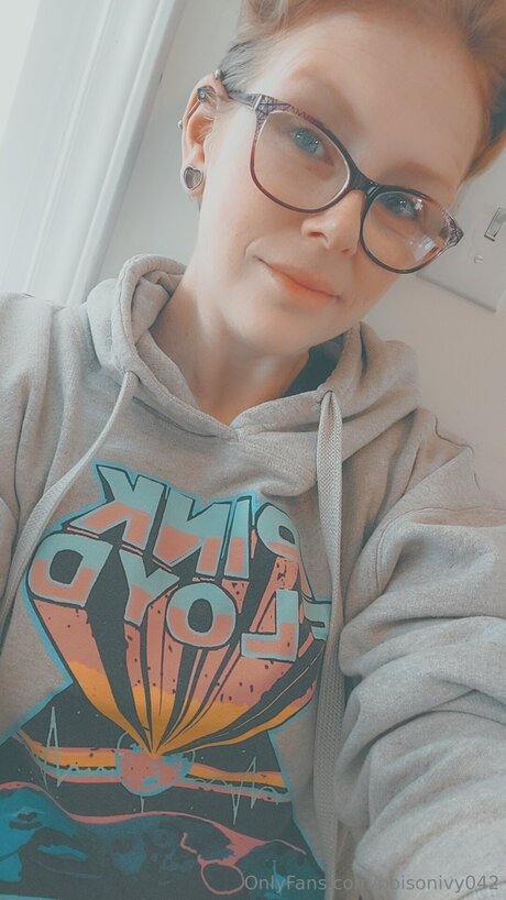 Poisonivy042 NurlyFans-Pornos