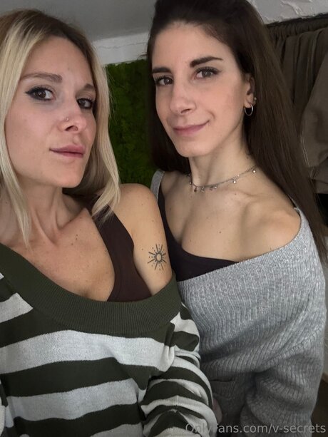 V Secrets Nackt auf OnlyFans Leaks