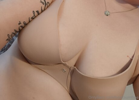 Henksumfree Sextape OnlyFans Nacktbilder