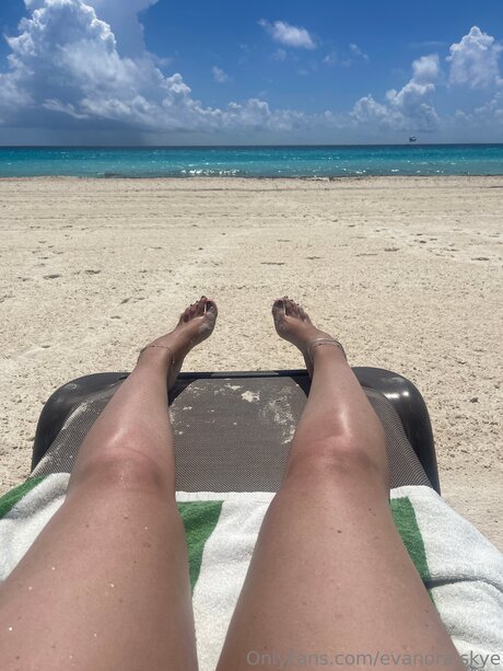 Evanora Skye Heiße OnlyFans Inhalte