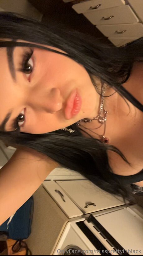 Missprettyinblack Kostenloses OnlyFans
