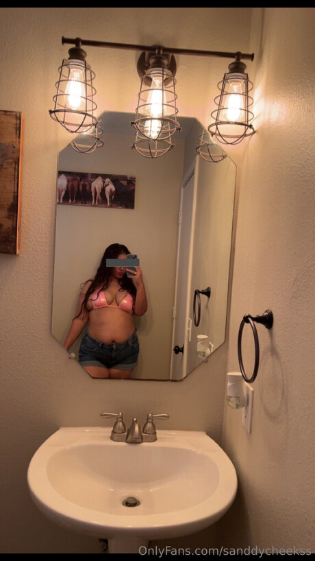 Sanddycheekss OnlyFans Bilder nackt