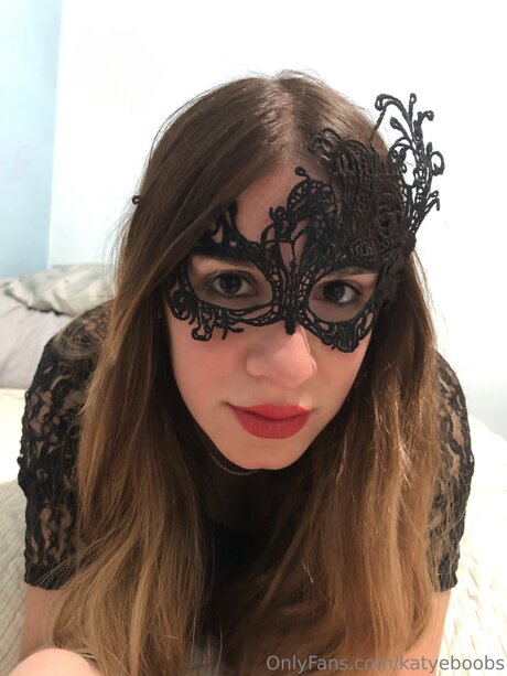 Katyeboobs Nacktbilder von OnlyFans