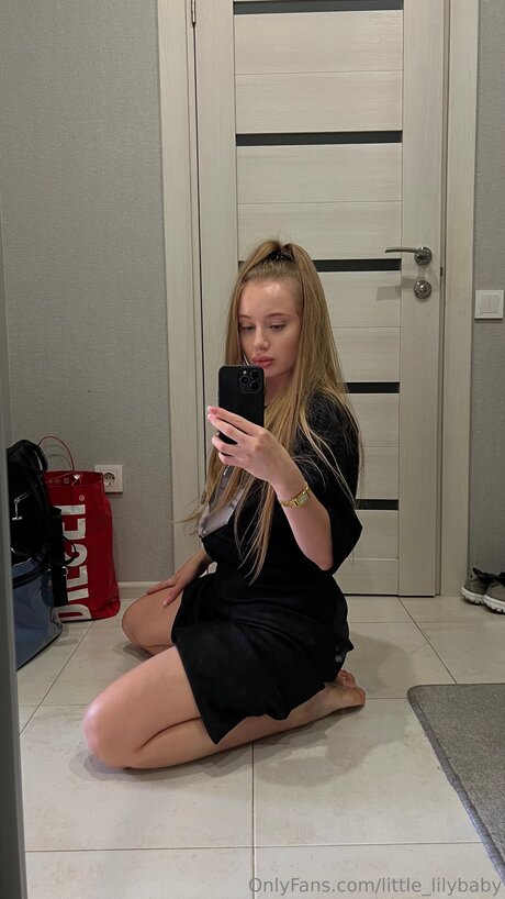 Little Lilybaby Leak von OnlyFans-Inhalten