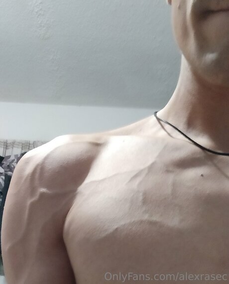 Alexrasec Kostenlose OnlyFans-Inhalte