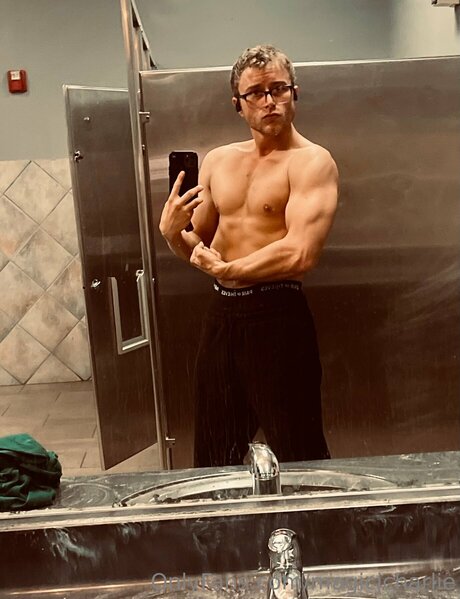 Magicjcharlie OnlyFans Model Bilder