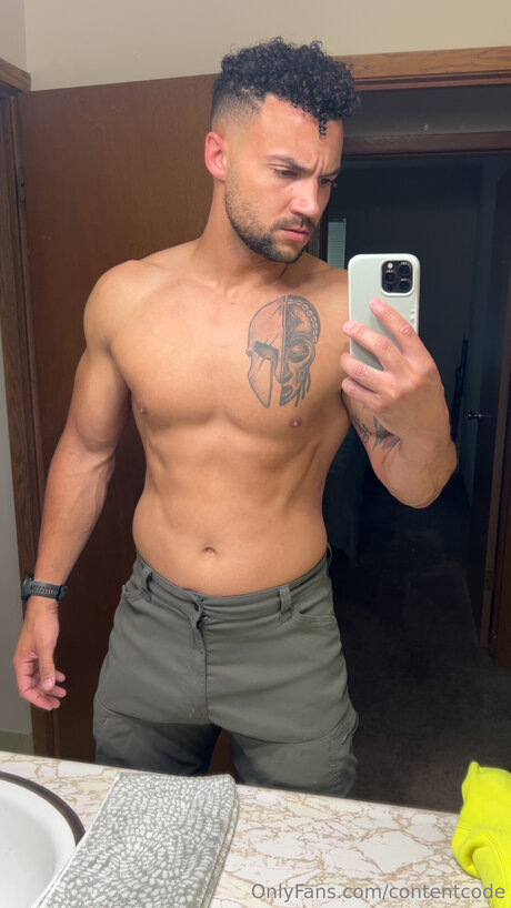 Contentcode Nacktpornos auf OnlyFans