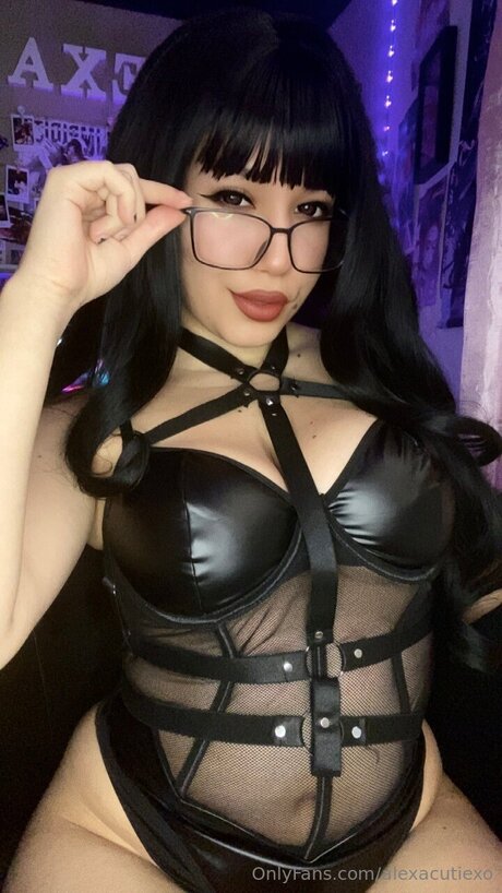 Alexareif OnlyFans Brüste Bild