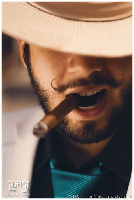 Curly Brown Hairdude Nackt Leaks OnlyFans