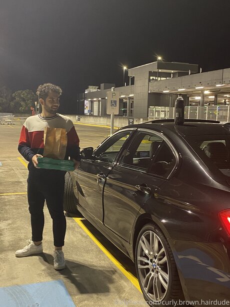 Curly Brown Hairdude Nacktbilder geleakt OnlyFans Porn geleakt