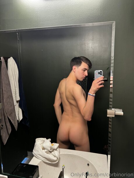 Corbinorion Gratis OnlyFans Inhalte