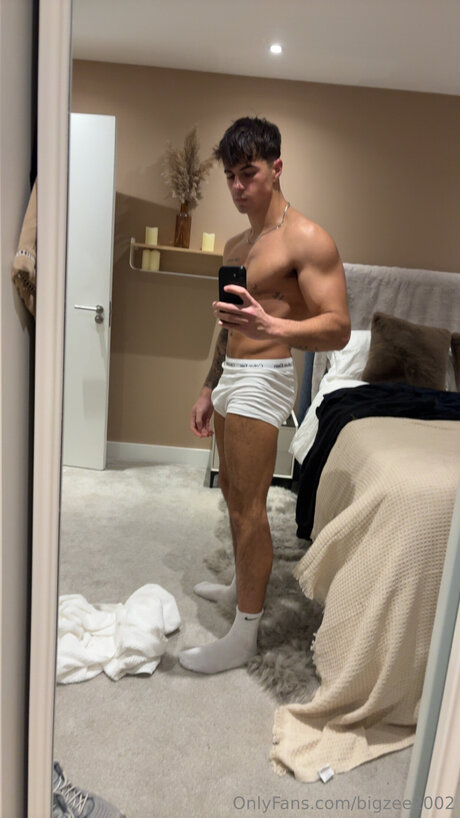 Bigzee2002 Gratis OnlyFans Inhalte